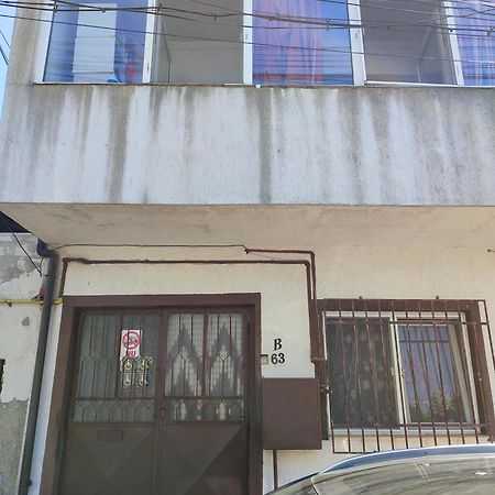 Hostel Emy Camere Cu Baie Proprie Aproape De Plaja 3 Papuci Constanta Exterior photo